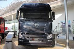 解放 JH06重卡 370馬力 6X4 牽引車(CA4250P25K2T1E4)